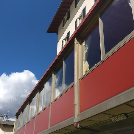 La Valle Del Drago Hotel Piazza Brembana Exterior photo